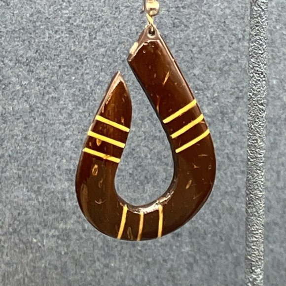 Dangle Pierced Earrings Teardrop Hoop Carved Wood Inlaid Brown Beige Silver BoHo - Picture 2 of 6